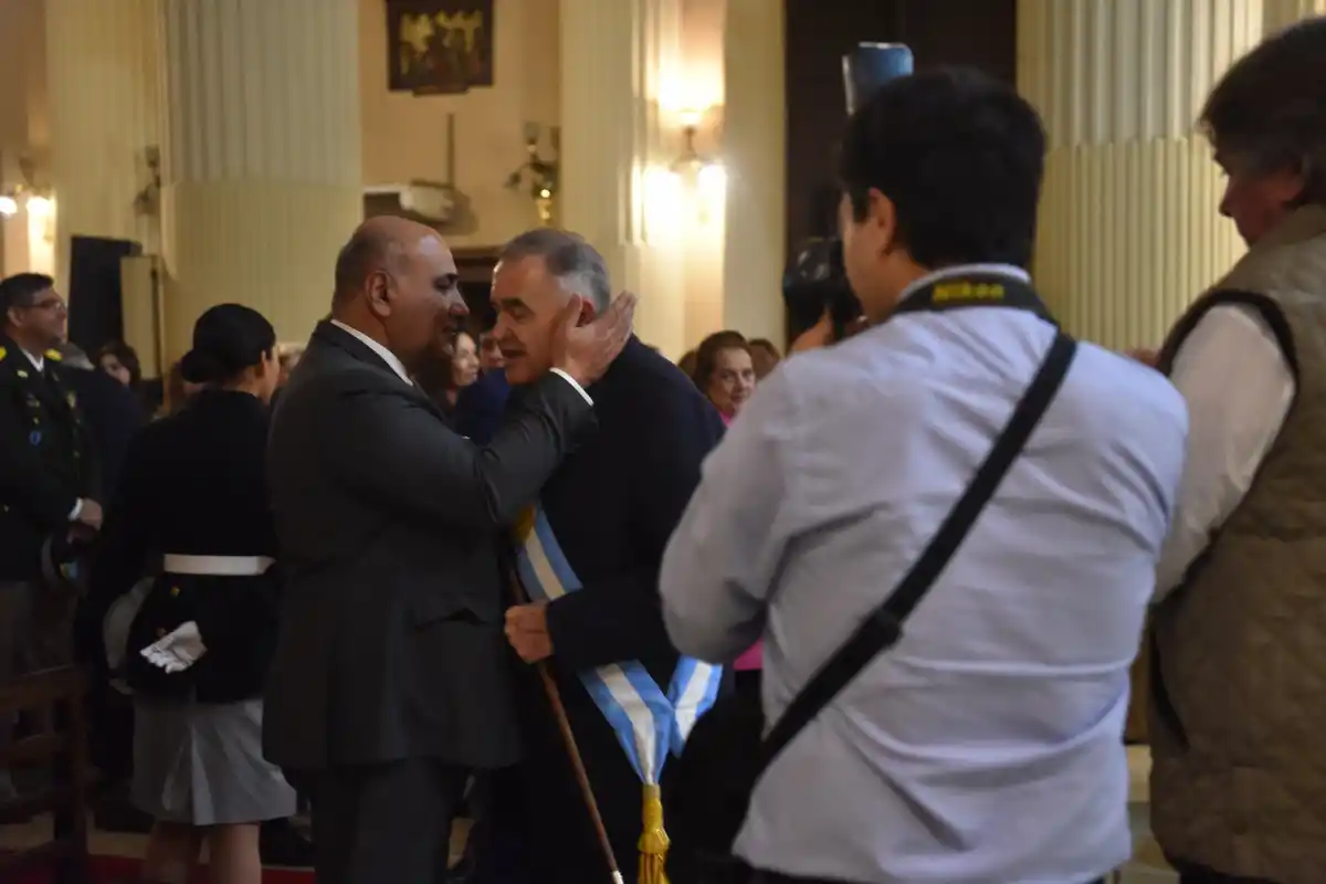 Tedeum en Tucumán: el saludo entre Jaldo y Manzur que acaparó todas las miradas en plena interna peronista