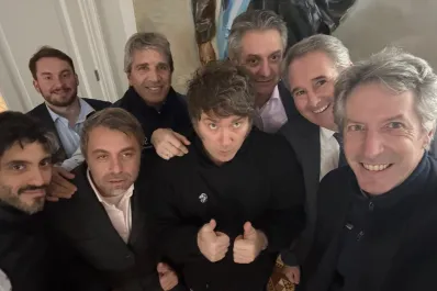 La foto que compartió Milei mientras se festejaba el 9 de Julio en Tucumán