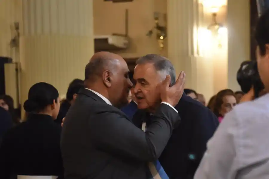 Tedeum en Tucumán: el saludo entre Jaldo y Manzur que acaparó todas las miradas en plena interna peronista
