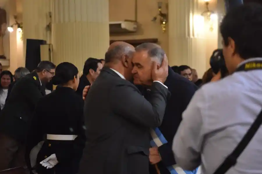 Tedeum en Tucumán: el saludo entre Jaldo y Manzur que acaparó todas las miradas en plena interna peronista