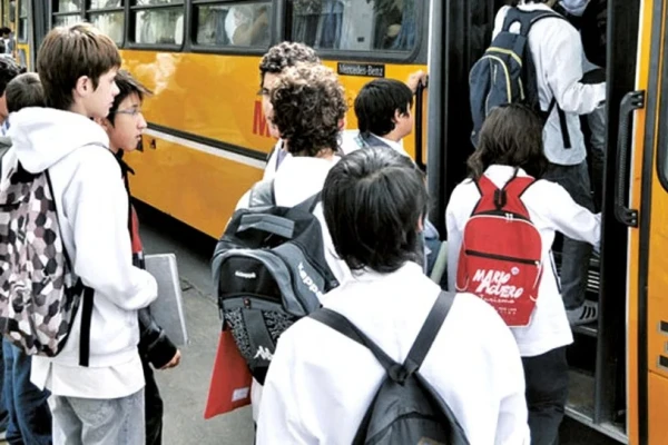 Por qué cuesta cada vez más soltar a los hijos en las ciudades