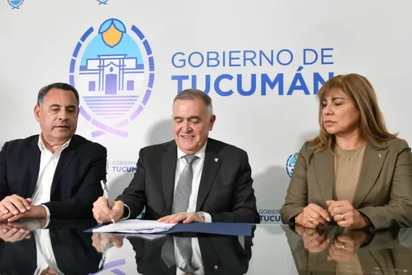 El Gobierno de Tucumán cerró la recomposición salarial con todos los gremios