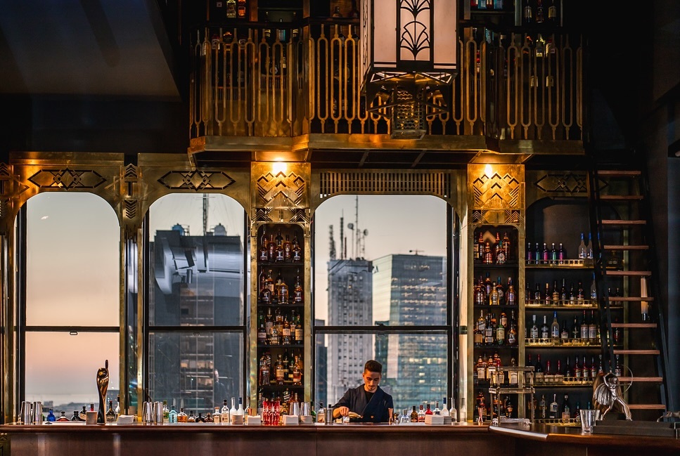 El Trade Sky Bar