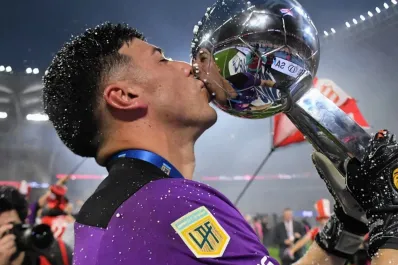 Mansilla llegará esta tarde para incorporarse a Atlético Tucumán; un jugador de Independiente fue ofrecido al Decano