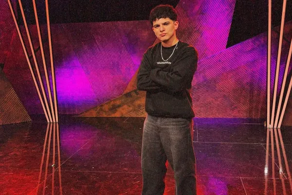 Dejó Tucumán por la música y quedó en La Voz Argentina con su mejor amigo