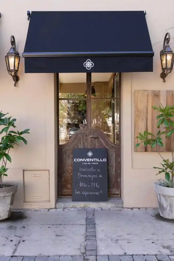 “Pasado pero no pisado”: El universo vintage de Sole Benvenuto