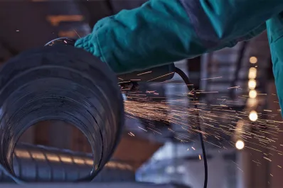 Un informe sostiene que el costo industrial subió un 25% en dólares en los últimos tres años en Argentina