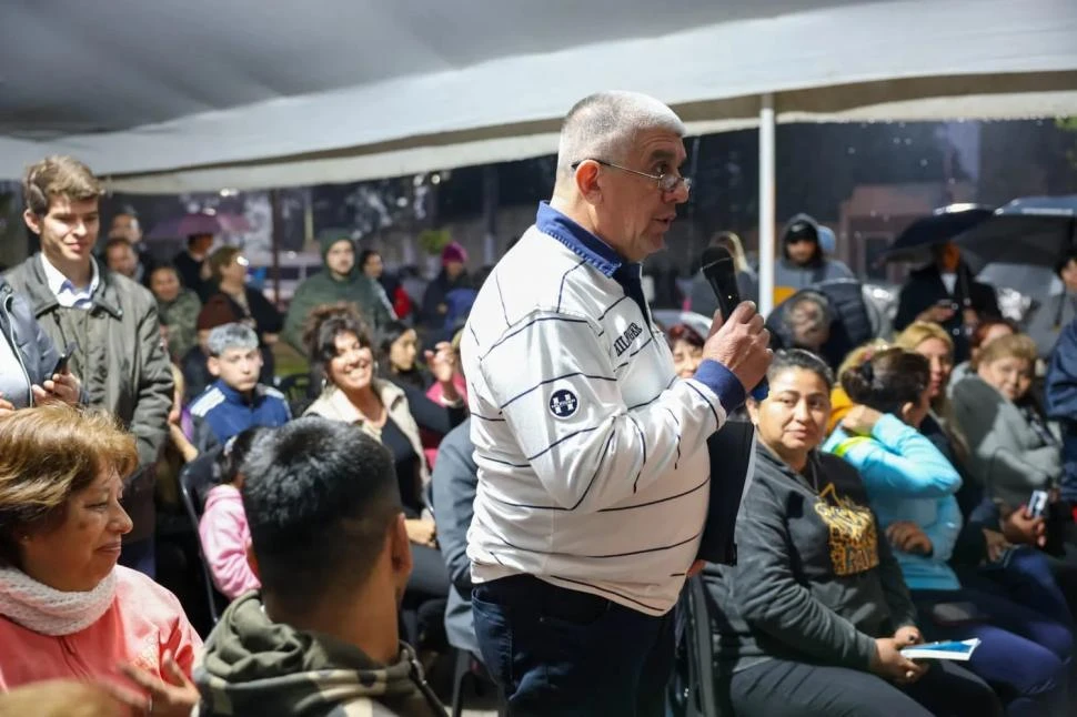 CONVOCATORIA. Más de 40 barrios participaron de la jornada.