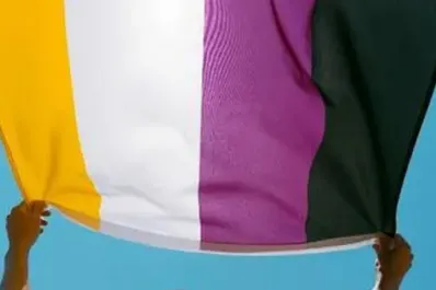 Hoy es el día internacional de la visibilidad no binaria: ¿por qué y cómo empezó esta fecha?