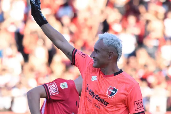 ¿Keylor Navas se va de Newells? Su explicación tras no jugar en Mendoza