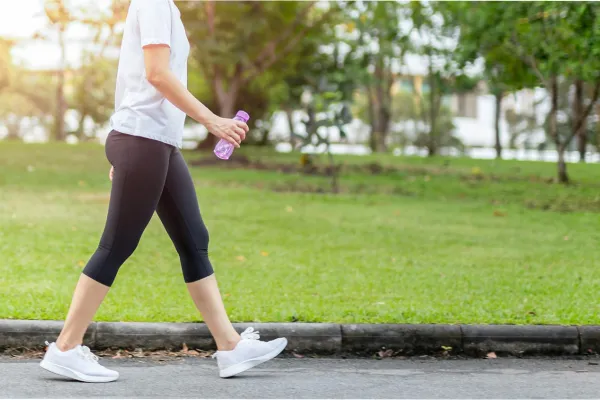 Un sorpresivo truco al caminar puede ayudarte a reducir la presión arterial