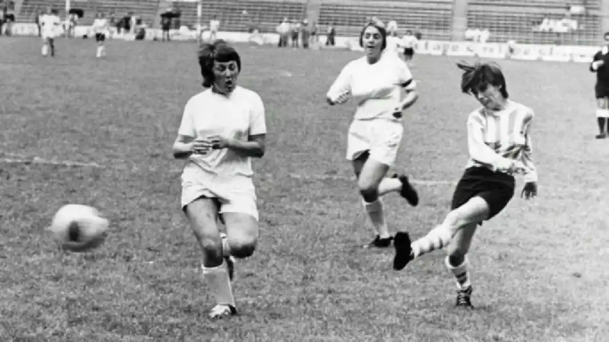 ¿Quién es Elba Selva?: la mujer que le hizo cuatro goles a Inglaterra en el Azteca antes de Maradona