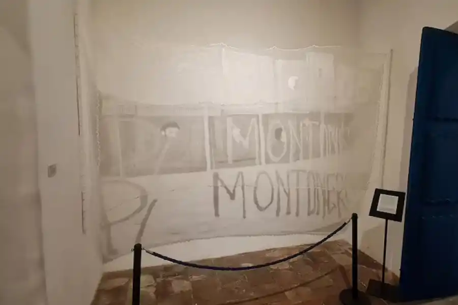 DEBATE. El ex ministro Tristán Bauer censuró la obra de Carlota Beltrame.