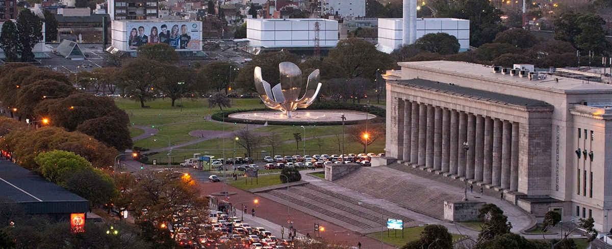EDUCACIÓN SUPERIOR. Buenos Aires escaló diez puestos en el Ranking QS de Mejores Ciudades Estudiantiles y se consolidó como el principal destino académico de América Latina.