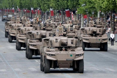 Francia lanza un ajuste fiscal para financiar el gasto militar