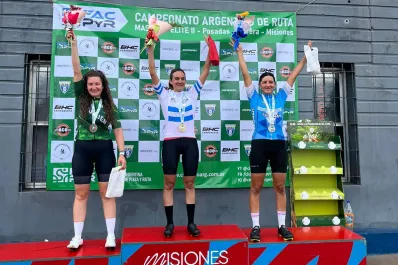 Sin rivales, sin sponsors y con una bici prestada: así llegó al podio nacional una ciclista tucumana