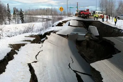 Terremoto de magnitud 7,3 en Alaska: alerta por tsunami