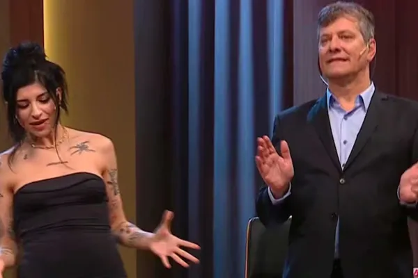 ¡Me entusiasmé!: Cazzu le enseñó a perrear a Mario Pergolini en su programa