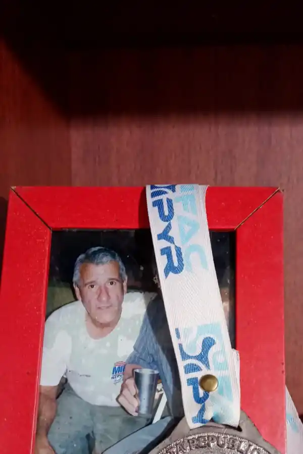 Sin rivales, sin sponsors y con una bici prestada: así llegó al podio nacional una ciclista tucumana