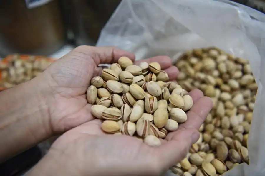 Fiebre por el pistacho: el fruto seco que conquista pastelerías, dietéticas y chocolaterías