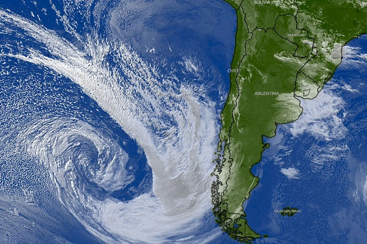 Un río atmosférico de nivel 4 impactará sobre una región de Chile