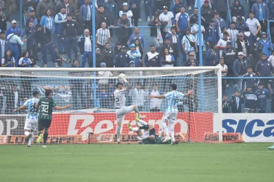 Sin grietas atrás, Atlético Tucumán busca otro paso firme