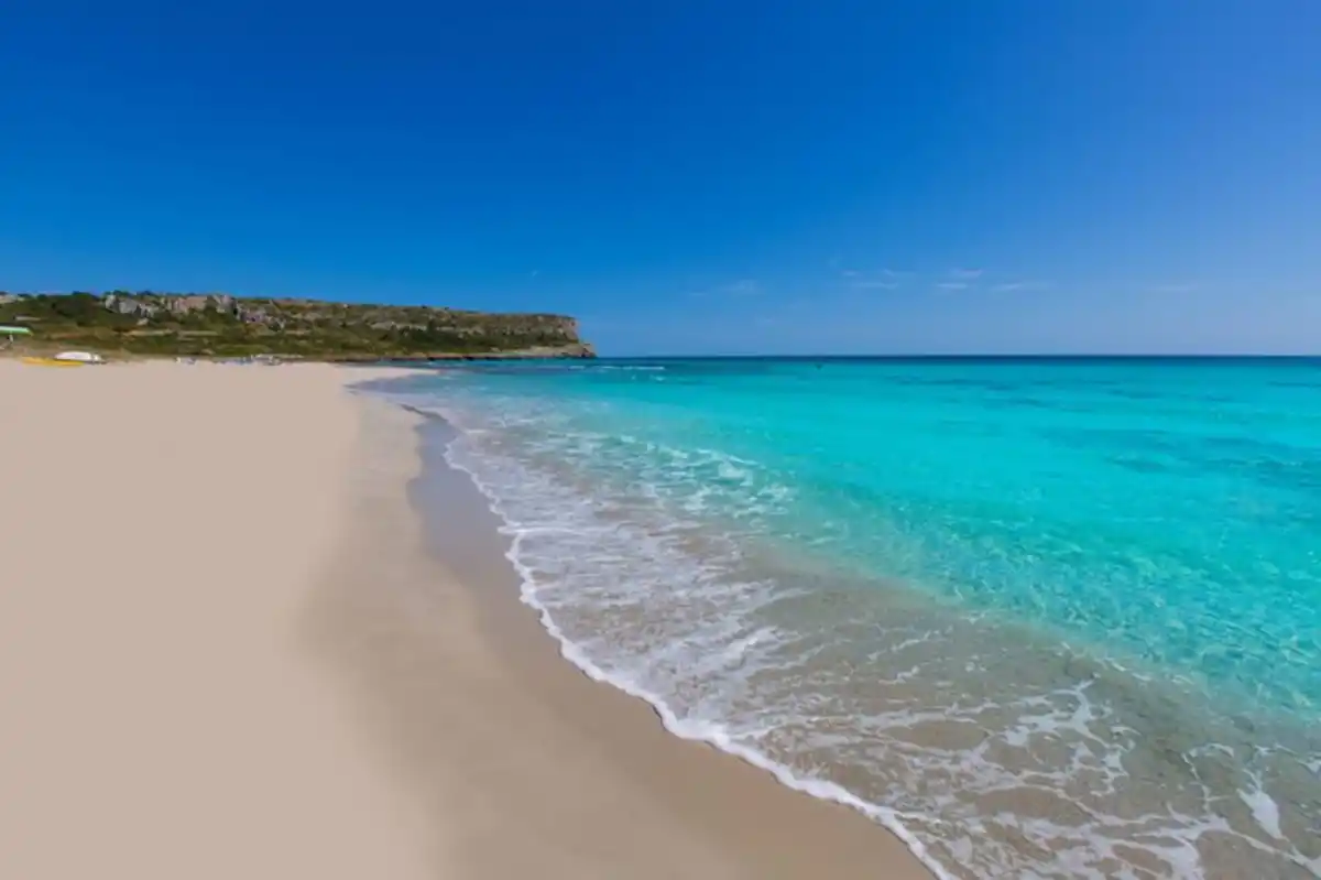 La paradisíaca isla española que conquistó a Ana de Armas y Tom Cruise para su escapada veraniega