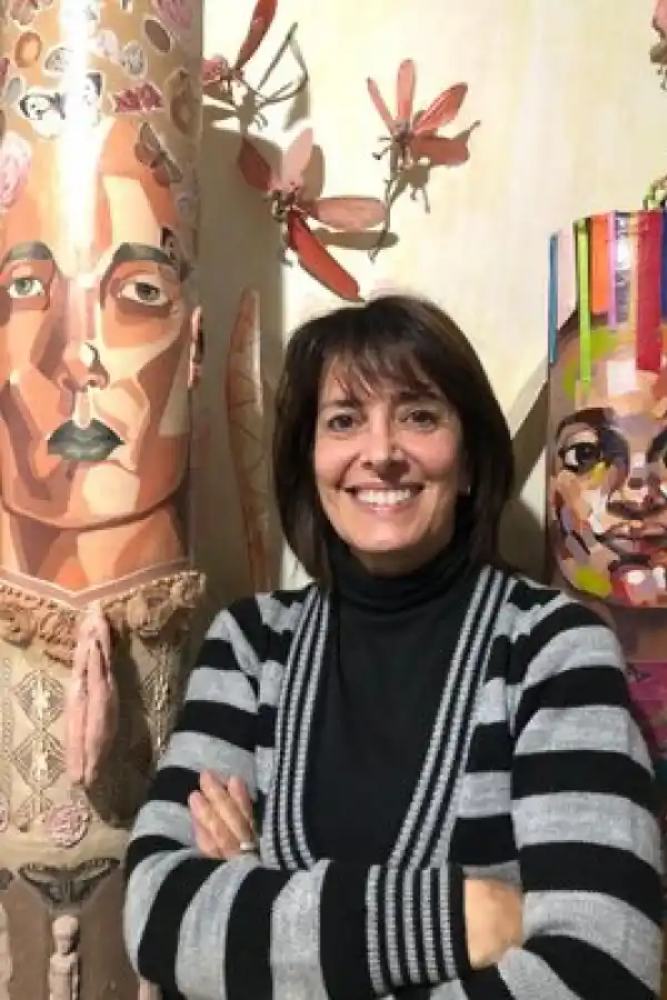 EXPOSITORA. Marcela Chichizola.