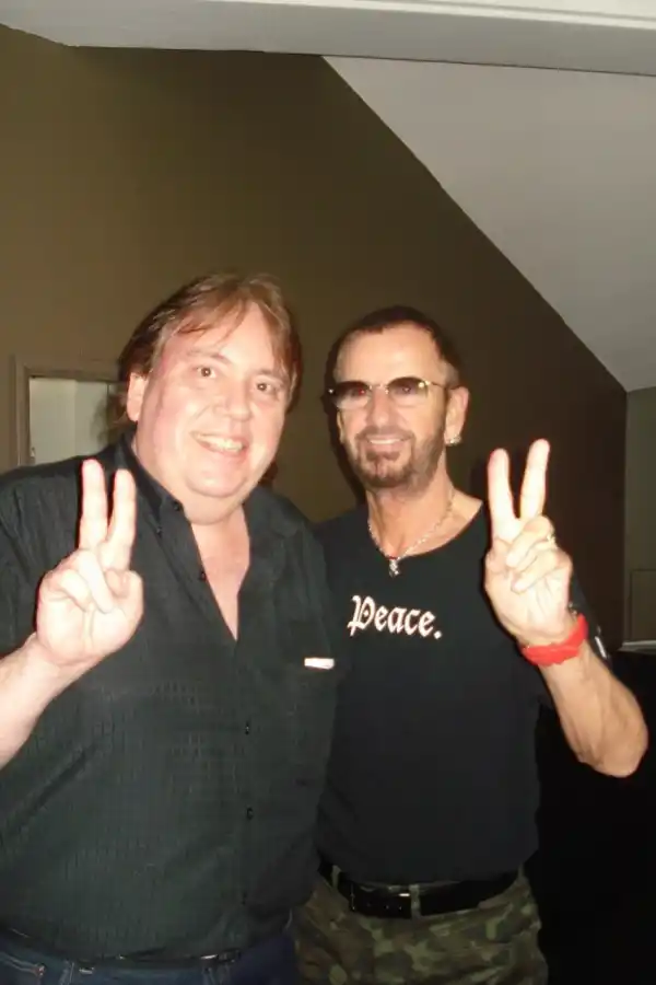 Rodolfo Vázquez: el mayor coleccionista de los Beatles del mundo