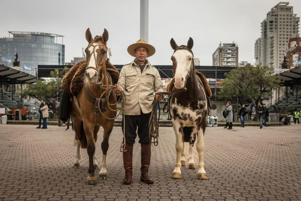 ¡Al gran caballo argentino, salud!