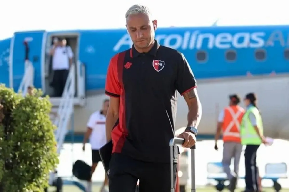 El fútbol argentino pierde una estrella mundial: Keylor deja Newells para jugar en Pumas