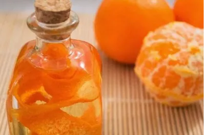 Cómo hacer licor casero de mandarina: la receta de 1945 de una abuela