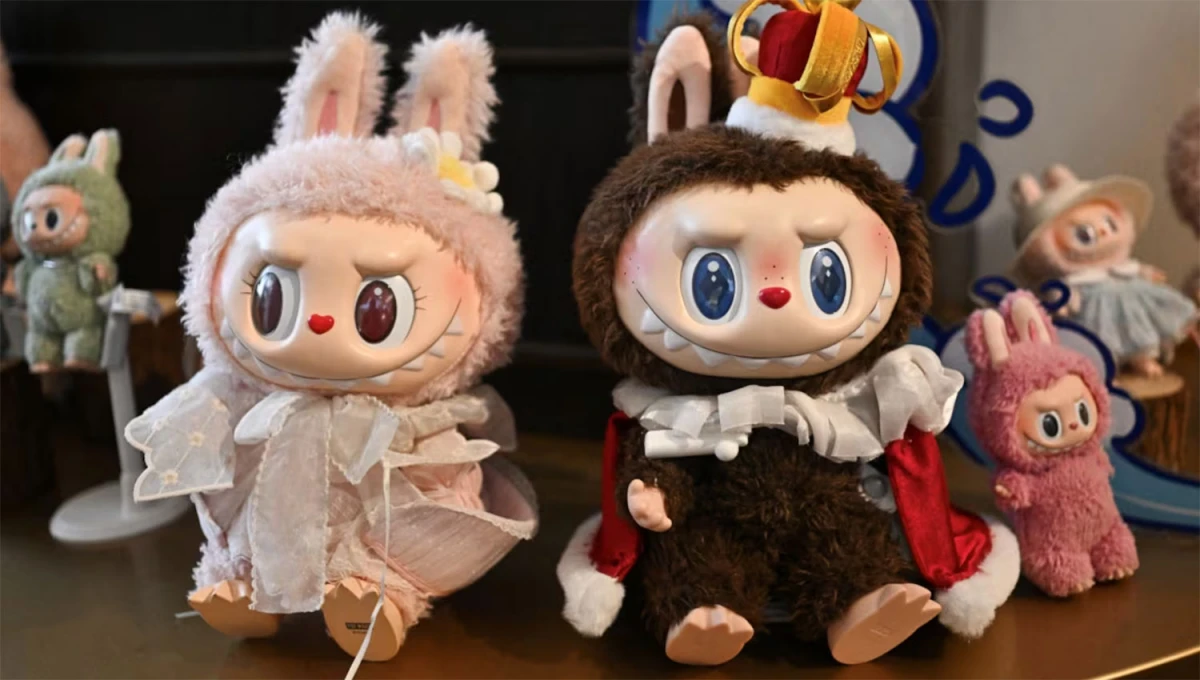 MÁS QUE UN OBJETO. Los Labubu saltaron de TikTok a las carteras más exclusivas.