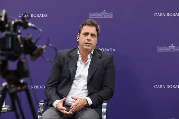 Catalán encabeza el primer Congreso de La Libertad Avanza y esperan reunir a más de mil personas