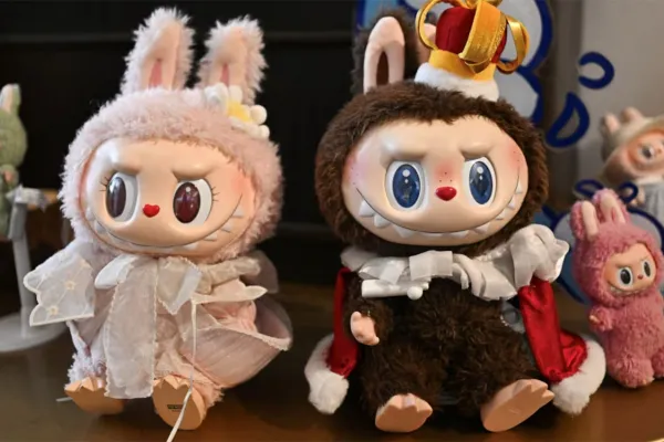 Fenómeno viral: ¿qué son los Labubu y por qué se llevan en las carteras?