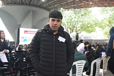 “Soy un ejemplo de superación”: el estudiante que pasó de quedar de año a liderar una escuela