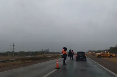 Ruta 9 con controles y llovizna: así está el camino hacia el Atlético- Boca en Santiago del Estero