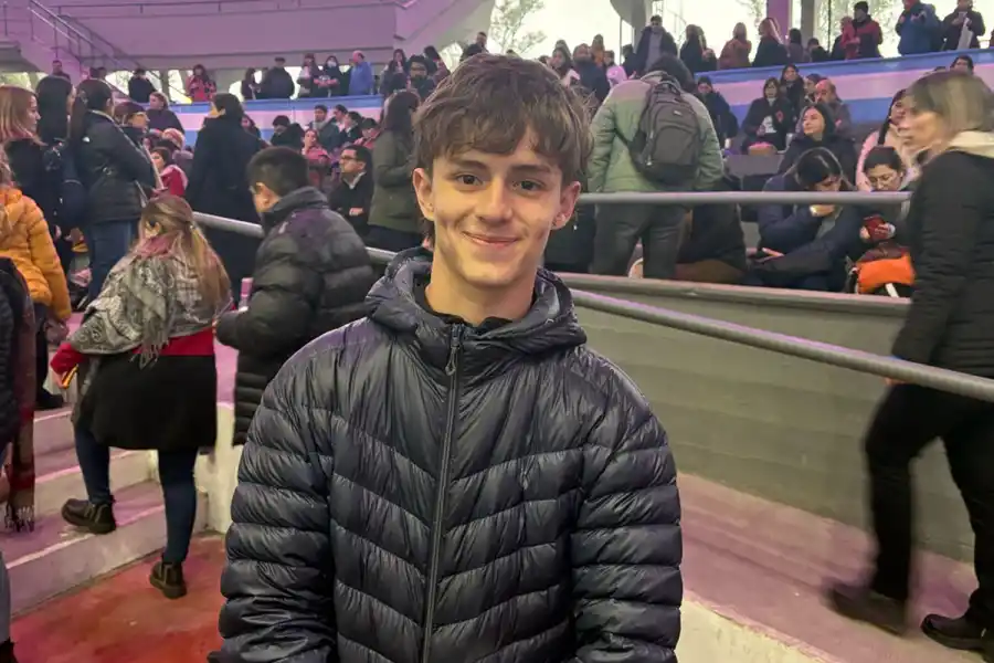 EN GÉNERO. Eugenio Guyot, estudiante del Gymnasium, se interesó en la comisión de género y derechos humanos. / VICTORIA REINOSO, LA GACETA