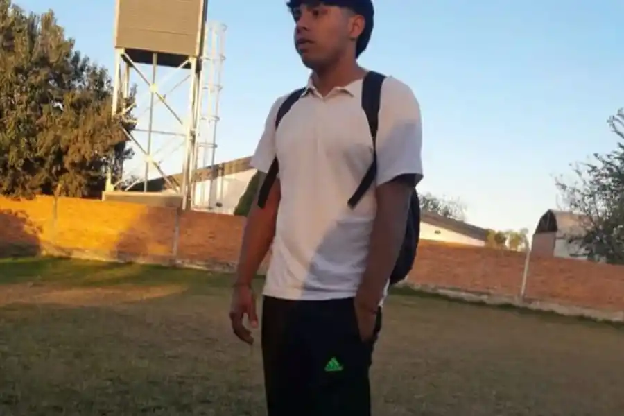 EN LA ESCUELA. Matías, con los pies bien en la tierra y una meta clara en el horizonte. / CORTESÍA MATÍAS GALLO