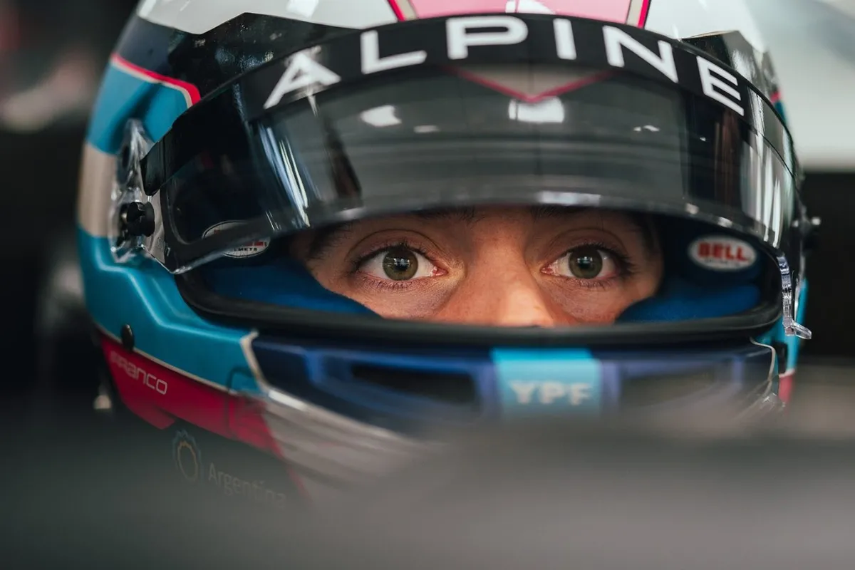 Franco Colapinto se subió al simulador: así se prepara para Spa-Francorchamps