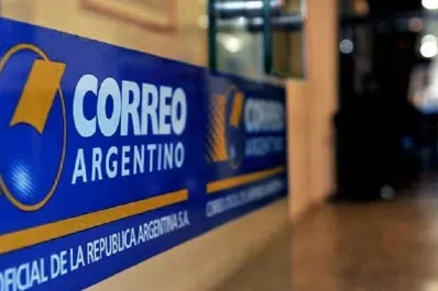 Alerta: te invitan por mensaje a retirar un pedido del correo, pero es una estafa