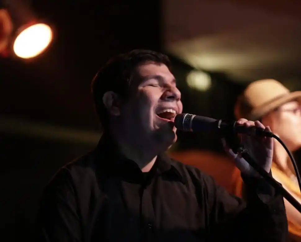 “NO VER NO TE IMPIDE SOÑAR”. Alberto Miguel Yraidini 