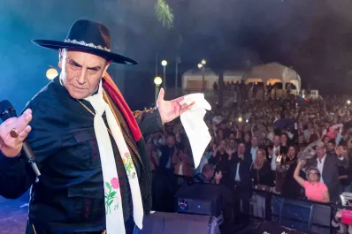 El Chaqueño Palavecino contra Pettinato por sus dichos sobre el folclore: Debería retractarse