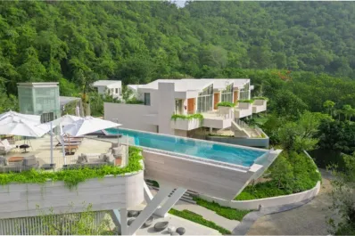 Tailandia tiene la piscina más extrema: nadar en el aire ya es posible