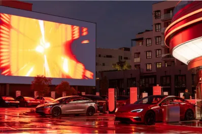 Meseros robots, pantallas gigantes y formas de pago inéditas: así es el nuevo restaurante de comida rápida de Elon Musk