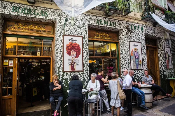 'The Times' corona a El Tubo como la mejor zona de tapas de España