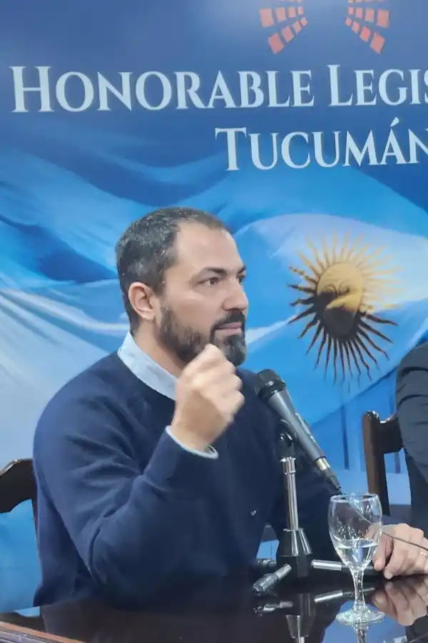 DIEGO GUILISASTI. Sociedad Civil en Red