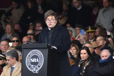 Gobernadores celebran baja de retenciones anunciada por Javier Milei en La Rural