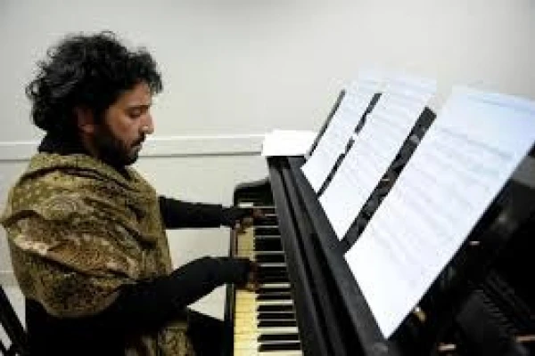 “Conjunción de pianistas y de estilos” por la Orquesta Sinfónica de la UNT