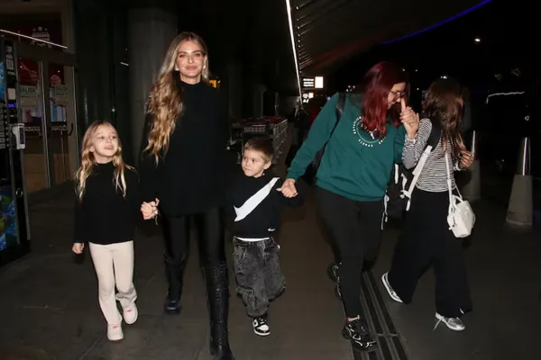 La “China” Suárez pudo llevar a sus hijos a Turquía y anticipó una denuncia